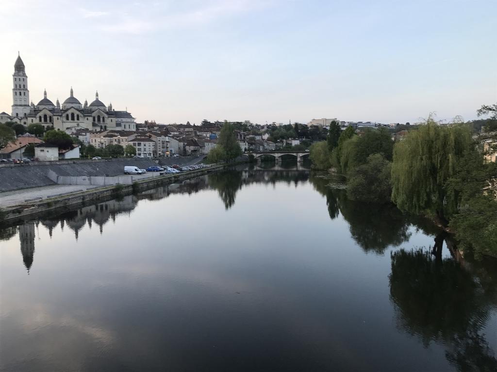 Good Place Perigueux Exterior photo